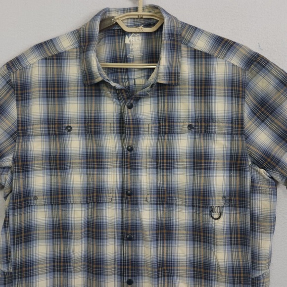 Rei Coop Button up Shirt Mens Blue Large Short Sleeve Plaid Outdoor Vented - Picture 5 of 14